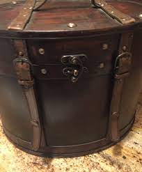 English Leather And Wood Hat Box Picked Up Today I Love Time Worn Decorative Accessories Leather And Wood Decorative Accessories Modern Vintage