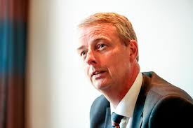 Frp snur ryggen til partiets islamkritiske ryggrad