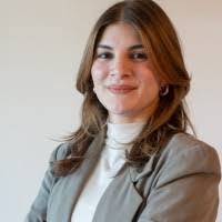 50+ "Danielle V." profiles