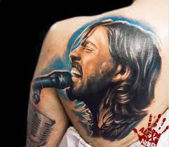 A huge chris cornell fan went to the valley urban market on saturday where foo fighters frontman dave grohl has cooked bbq the last few weekends, and she showed her tattoo of the late soundgarden. Dave Grohl Tattoo By Alex Noir Post 26316