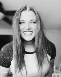 Meet the Teacher!! Hello, my name is Heather Dearing. I am a certified K-8  teacher with 8+ years of experience. Teaching and coaching are two of my  biggest passions. I'm currently offering