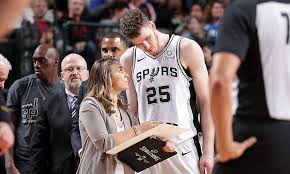 Jun 09, 2021 · lukas weißhaidinger hat seinen nächsten traum erfüllt. Poltl Schwarmt Von Spurs Trainerin Neue Vorarlberger Tageszeitung