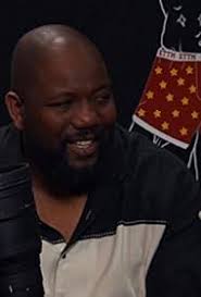 Explain Things to Me" Paparazzo Giles Harrison (TV Episode 2016)