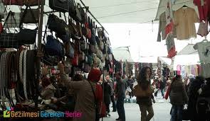 Pazar günü ise beylikdüzü pazarı ve feriköy pazarı kurulmaktadır. Beylikduzu Beylik Pazari Gezilmesi Gereken Yerler