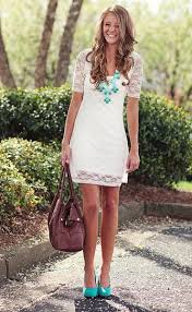 Love The White Dress With The Turquoise Jewelry And Shoes Lace White Dress Fashion Style Inspiration
