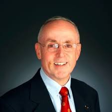 23 year old 1L Sarah could have never expected that in 20-ish (who's  counting) years she'd be a litigation partner 👩‍💼at Womble playing Life  Size Monopoly 🎲