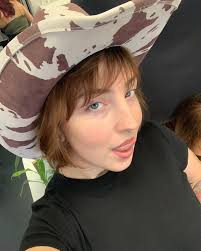 Avery Fleming (@_avery.fleming_) • Instagram photos and videos