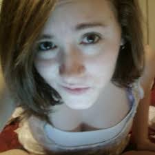 Amber Furr's Instagram, Twitter & Facebook