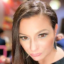 Daniela_divine_style‎