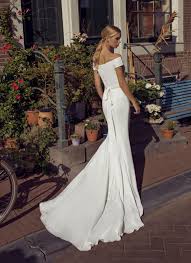 Dixie Wedding Dress Le Papillon By Modeca Modern Chic Off The Shoulder Wedding Dress Fitted Sli Bardot Wedding Dress Slinky Wedding Dress Ceremony Dresses