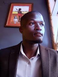 Goons Light Fire Along Kisumu-Kakamega Road to Block Gachagua's Convoy