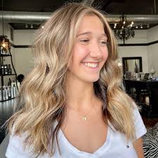 Hair by Aizlenne Ripley