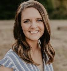 Laura Wilfong's Instagram, Twitter & Facebook