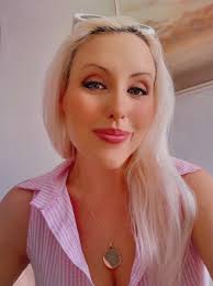 You look stunning in the pink dress