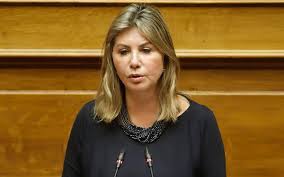 «τεκές» τα νοσοκομεία, γιατροί καπνίζουν στην εντατική. Kai Nea Parembash Makrh Gia Thn Endynamwsh Twn K Y Twn Boreiwn Sporadwn Thenewspaper Gr