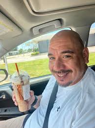 Mini-Mike's adventures in Saint Maarten