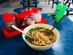 Resepinya memang mudah kerana semua bahan rempah yang digunakan boleh digunakan untuk merebus ikan dan untuk memasak kuahnya sekali. Aneka Mee Celup Masakan Panas Thai Posts Facebook