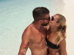 Rebecca rohlssonová (25), přítelkyně české hokejové superstar davida pastrňáka (24), je na startu devátého měsíce těhotenství. Galeria K Clanku Cibulkova Schladila Nastavajuceho A Naznacila Priority Kedy Pridu Na Rad Deti Fotografia 3 5 Sportky