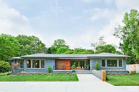 This kind of exterior is perfect for those who are found of greenery and are willing to have a different kind of garden and at the same time this would also make the exterior look so beautiful that you can notice people pausing there for a while to click. 12 Incredible Mid Century Exteriors 5 Curb Appeal Ideas