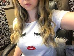 Keep up with hair extension tips, tricks, trends, hacks, care, best practices, methods, guide, types, brands, reviews united states about blog learn how to properly wear and use hair extensions, best tips for wearing or buying wigs as well as latest hairstyles and. Which Brand And Hair Color Of Hair Extensions Clip In Should I Get Weddingplanning