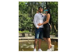 El equipo embajador salvó la derrota al último minuto y lo hizo jugando con un hombre menos. La Bella Esposa De Chicho Arango Delantero De Millonarios Curiosidades De Futbol Futbolred