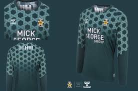 It shows all personal information about the players, including age, nationality, contract duration and current market value. Cambridge United 2020 21 Hummel Goalkeeper Kits The Kitman