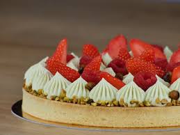 Tarte Pistache Fraises Et Framboises Les Recettes De Laure Recette Avec Des Fraises Pistache Recette Tarte Aux Fraises