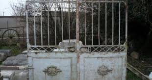 Catalogue D Ornement De Jardin Contient Plusieurs Dizaines De Decorations Et Curiosites Pour Les Exterieurs Societe Mac Garden Gates Bowral Entrance Gates