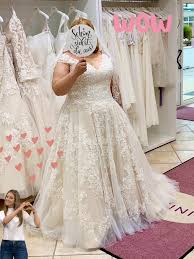 Wir helfen dir mit tipps und tricks dein kleid zu finden. Linie 8 Brautmoden Home Facebook