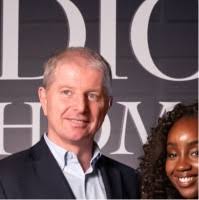 2200+ "Pirrò" profiles