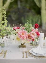 Gorgeous Santa Barbara Cactus Garden Editorial With A Spring Chartreuse Color Pa Elegant Spring Wedding Ideas Santa Barbara Wedding Floral Arrangements Wedding