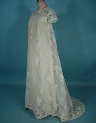 1966 Priscilla Of Boston Babydoll Trained Wedding Gown Similar In Style To Priscilla Pres Wedding Gowns Vintage Antique Wedding Gown 1960s Wedding Dresses