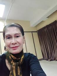 I may not be perfect but at least I'm not fakee