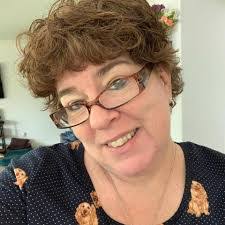 Darlene Lathrop's Instagram, Twitter & Facebook