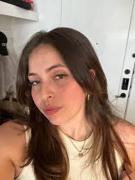 Escape for a couple of hours! And treat yourself to some self care! I'm  teaming up with the lovely personal stylist Tracey Saunders to launch an  Autumn Glow Up event. Our confidence-boosting