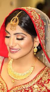 Indian Bridal Hair And Makeup Artist Based In New York City We Provide Airbrush Wedding Makeu Bridal Hair And Makeup Indian Wedding Makeup Indian Bridal Makeup
