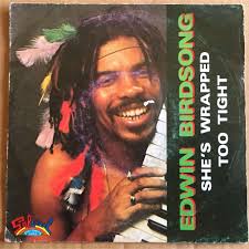 She's wrapped too tight (she is a button buster)/two faced lover de Edwin  Birdsong, SP chez jorge27