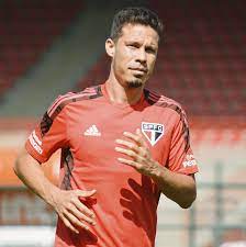 Hernanes with brazil at the 2014 fifa world cup. Qjwowp Apqtkkm
