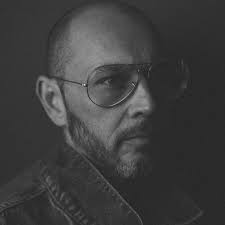 Vicki Dutton Email & Phone Number