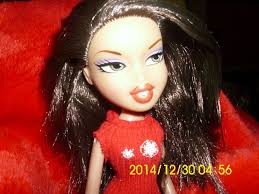 Mga Bratz Brown Hair Green Eyes Mold On Face Bratz Doll In Red Dress Bratz Dollswithclothingaccessories Brown Hair Green Eyes Green Hair Bratz Doll