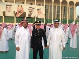 في رحاب كلية الملك خالد العسكرية اختتمت فعاليات مسابقة القرآن الكريم العاشرة لطلبة الكليات العسكرية وذلك بقاعة الاحتفالات الكبرى. Ø§Ù„Ù…Ù„Ø§Ø²Ù… Ø±Ø§Ø¦Ø¯ Ø§Ù„Ø¶ÙÙŠØ§Ù† ÙŠØ­ØªÙÙ„ Ø¨ØªØ®Ø±Ø¬Ù‡ Ù…Ù† ÙƒÙ„ÙŠØ© Ø§Ù„Ù…Ù„Ùƒ Ø®Ø§Ù„Ø¯ Ø§Ù„Ø¹Ø³ÙƒØ±ÙŠØ© Ø£Ø¶ÙˆØ§Ø¡ Ø§Ù„ÙˆØ·Ù†