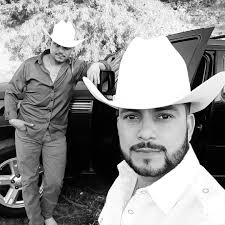 Puros Corridos Herrantes De Chihuahua Y Sinaloa .