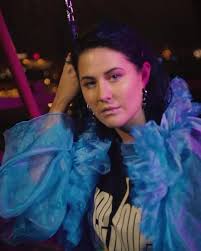 She's sister to frida and mimmi sandén. Molly Sanden Official Startar 2021 Med Sony Music Sweden Facebook