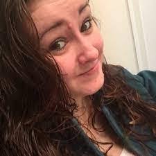 Abigail Pifer's Instagram, Twitter & Facebook