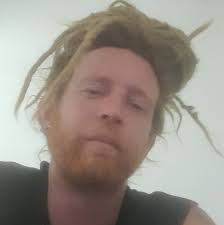 Is flange supposed to fit over steering sleeve?