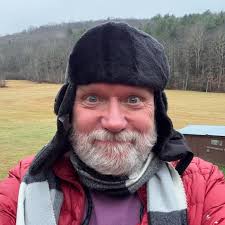 title Last week, Ethan Maurer, our Regional Co-Director for Chittenden  County, and Vijay Desai, Executive Director of @t4tusa joined Mayor  Weinberger to celebrate our recent grant award through the City of  Burlington.