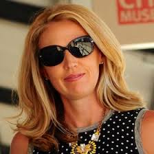 Rhonda Cronin's Instagram, Twitter & Facebook