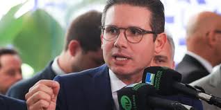 Motta envia pedido de afastamento de 15 deputados após motim na Câmara