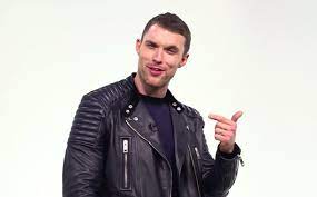 Deadpool Star Ed Skrein Recalls Awkward Moment During Final Fight Scene Awkward Moments Deadpool Awkward
