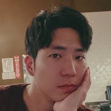 Evan Ghang's Instagram, Twitter & Facebook